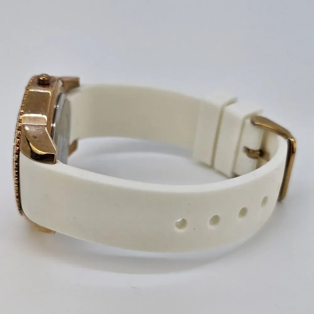 Women's Watch 39MM Gold Dial Case Crystal Bezel White Plastic Bands New‎ Battery